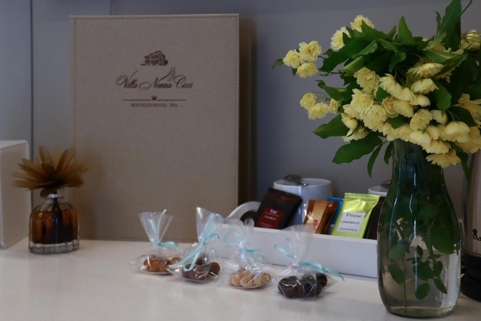 Villa Nonna Cicci Boutique Hotel - SPA Cisterna dʼAsti Esterno foto