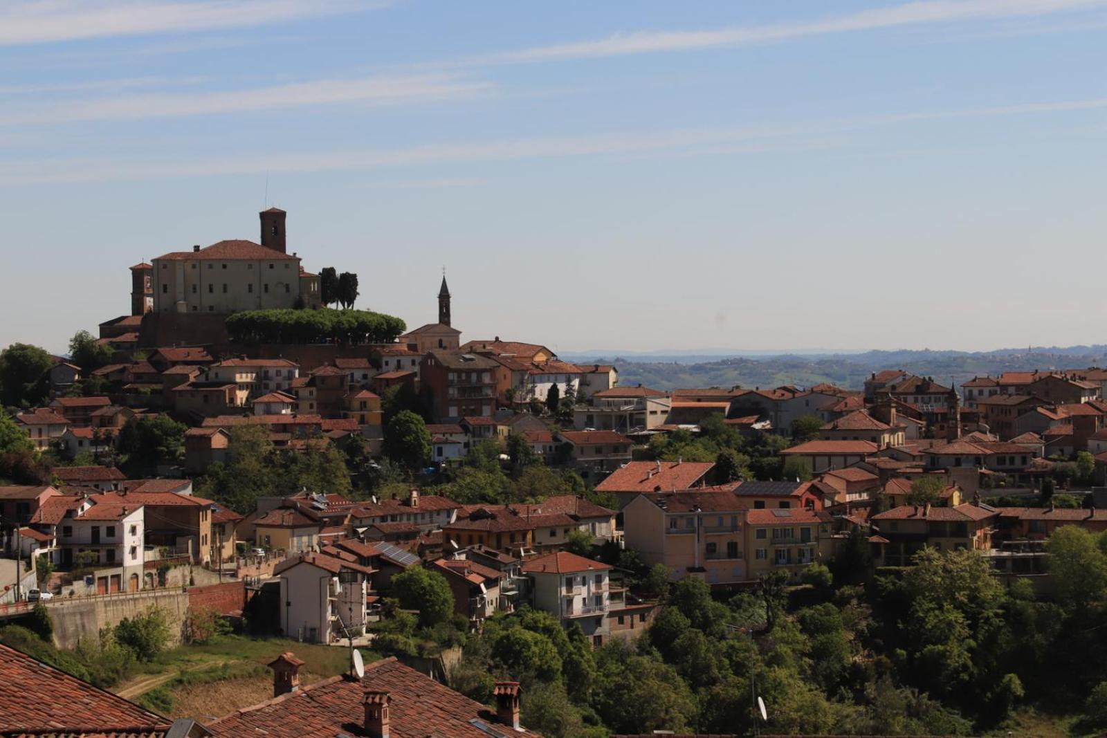 Villa Nonna Cicci Boutique Hotel - SPA Cisterna dʼAsti Esterno foto
